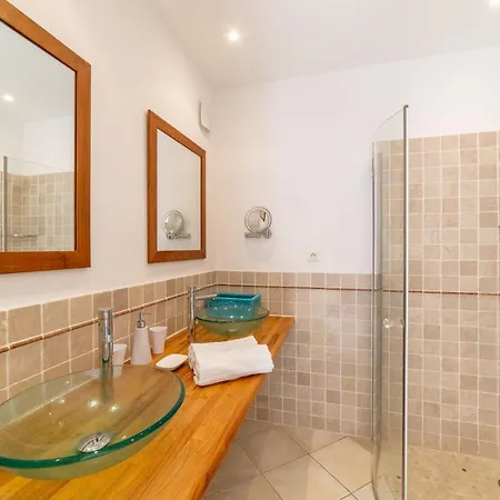 Indigo By Interhome 格里莫