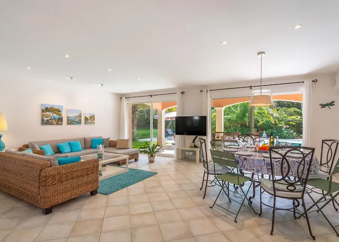Indigo By Interhome *